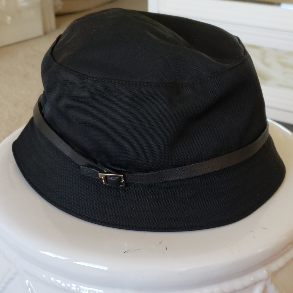 Gucci blk hat